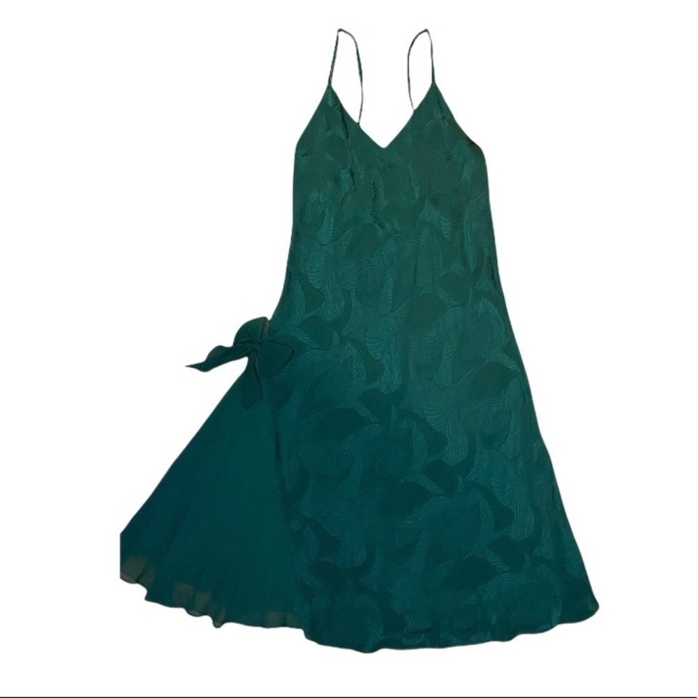 Vintage Victoria secret Emerald green silk slip dress (small)